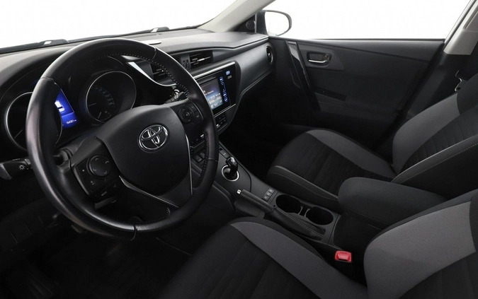 Toyota Auris cena 57200 przebieg: 164281, rok produkcji 2015 z Szczucin małe 352